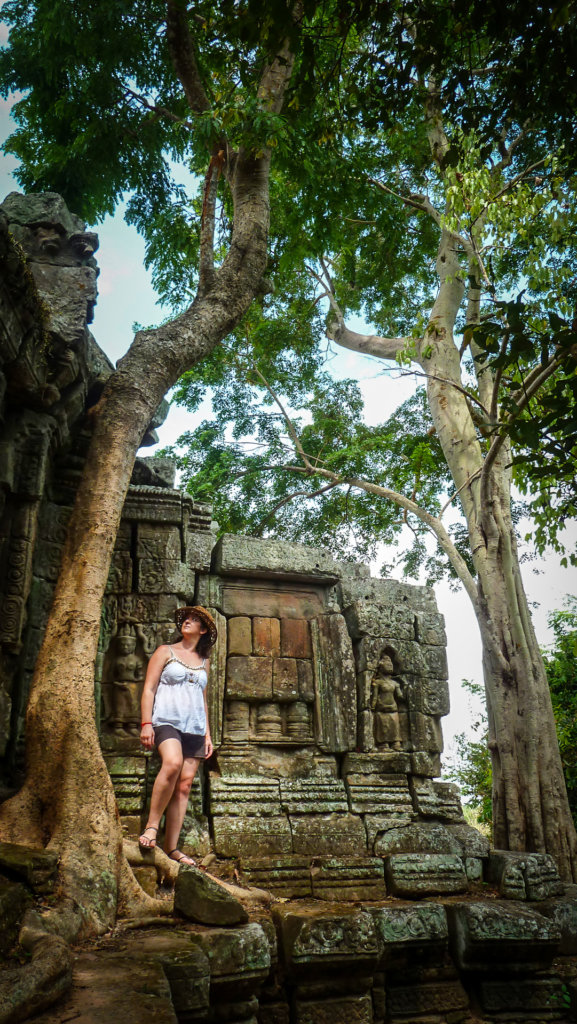 South West Prasat Chrung, corner of the Angkor Thom wall